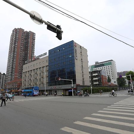 Jinjiang Inn - Wuhan Ziyang Road Exterior foto